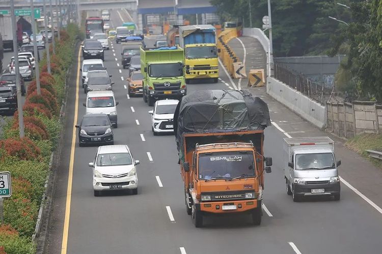 Truk Sumbu Tiga Di Larang Operasi 17 Hari Saat Lebaran