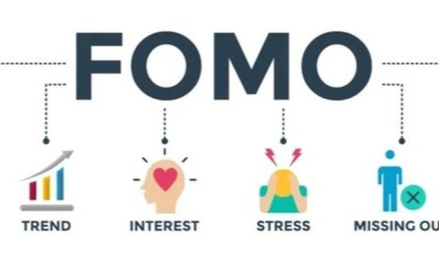 Efek FOMO: Takut Ketinggalan Atau Terlalu Membandingkan?