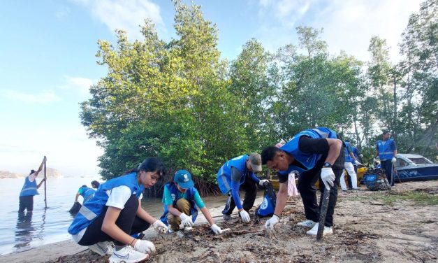 Generasi Muda Peduli Kelestarian Laut Dan Ekosistem Pantai