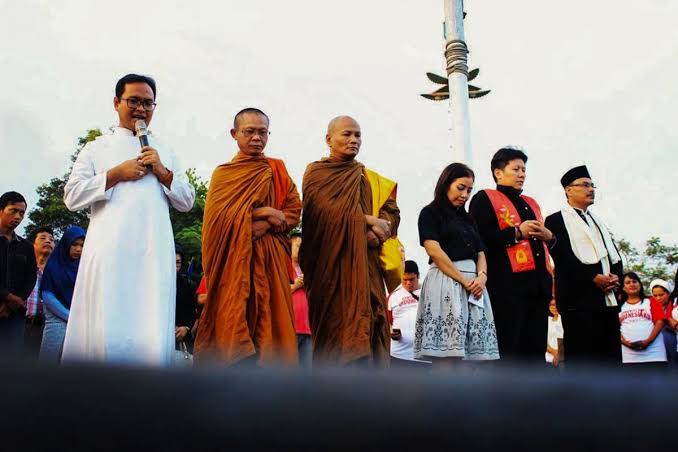 Agama Di Dunia: Keberagaman Keyakinan Dan Tradisi Masyarakat